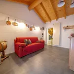 Cozy Stone Surrounded By Nature Samolaco Lejlighed *