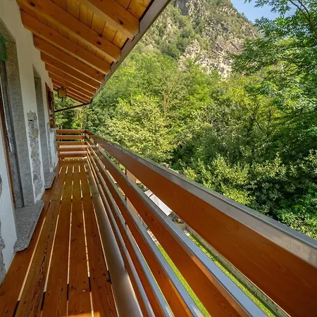 Cozy Stone Surrounded By Nature Samolaco Apartment